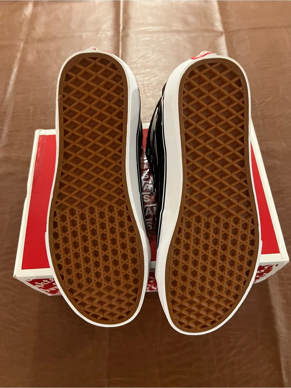 NIB Vans Sk8-Hi x Foo Fighters High Top Canvas Sneakers Black/White/Red US 8